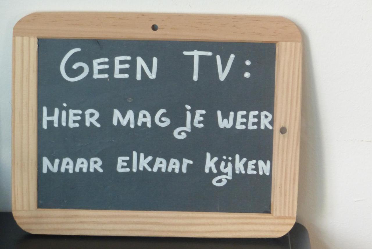 Slaaphuisje Het Vliegend Varken Genk Exteriér fotografie